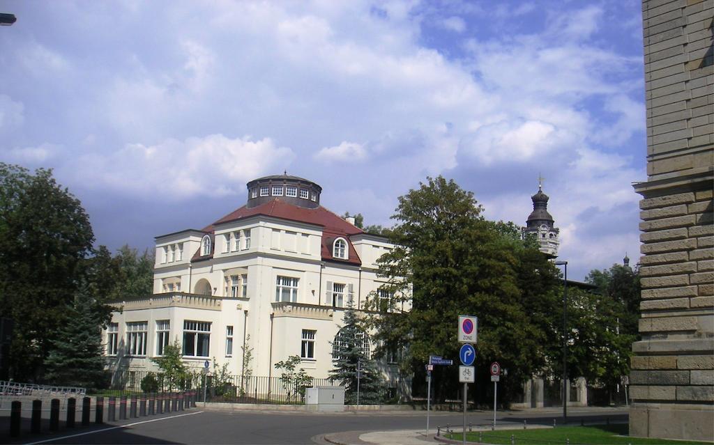 Hôtel Gastehaus Leipzig Extérieur photo